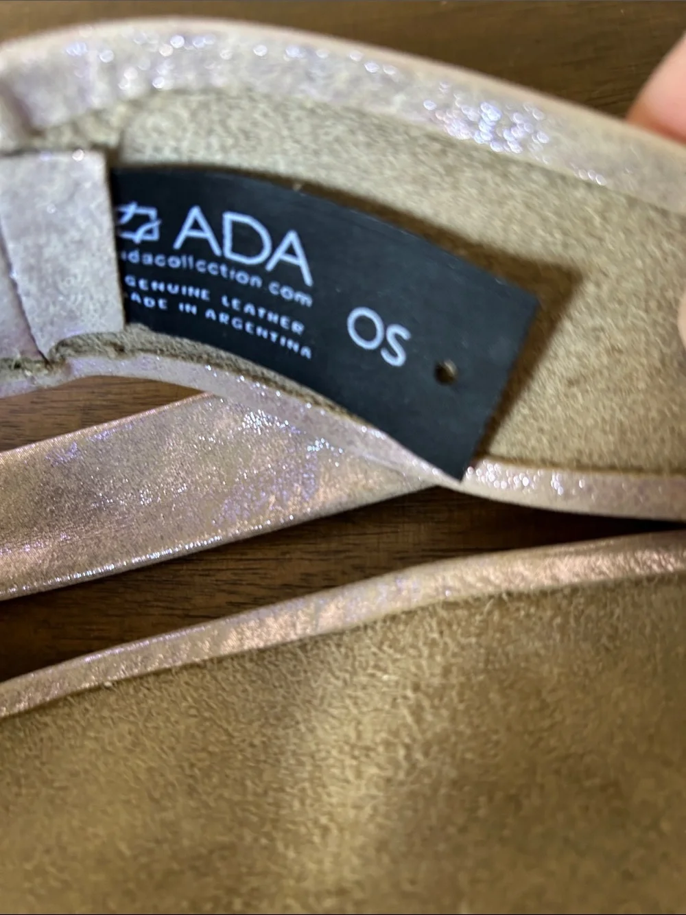 Ada leather wrap
